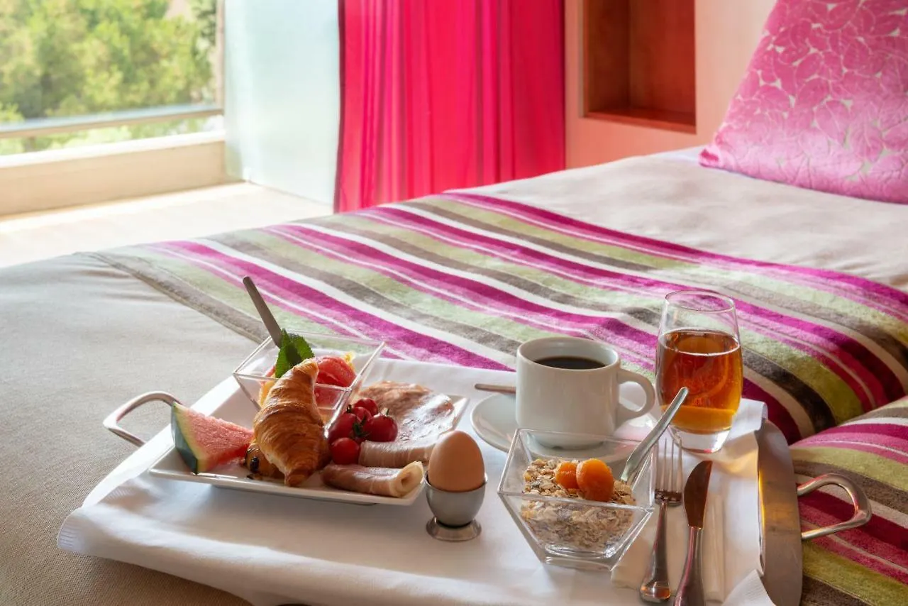 ***  The Originals Boutique, Hotel Les Strelitzias Juan-les-Pins France